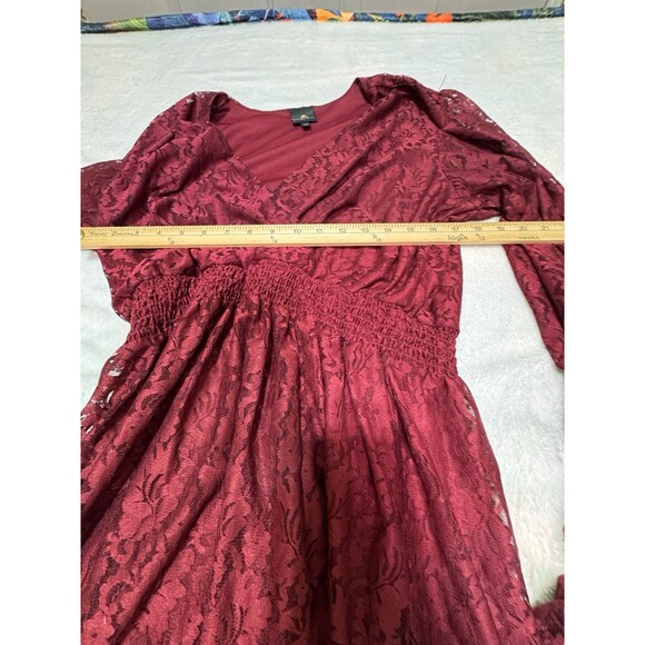 EUC beautiful Lace Disney Princess Burgundy dress Xl‎ Adult Maroon Captain Hook - Picture 3 of 14